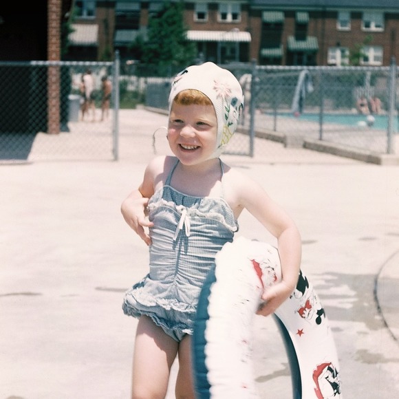 Meet your Posher, Nancy - Picture 1 of 1